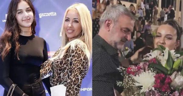 Βικτώρια Δέλλα: Η κόρη της Γωγώς Μαστροκώστα και του Τραϊανού Δέλλα αποφοίτησε από το σχολείο – Το σuγκιvnτικo βίντεο
