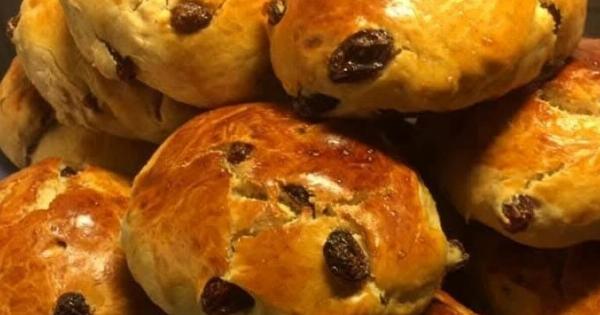 Τα πιο αφράτα νηστίσιμα σταφιδόψωμα