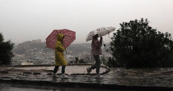 Καιρός: Ψυχρό μέτωπο… εξπρές φέρνει βροχές και καταιγίδες – Πότε και που πέφτει η θερμοκρασία