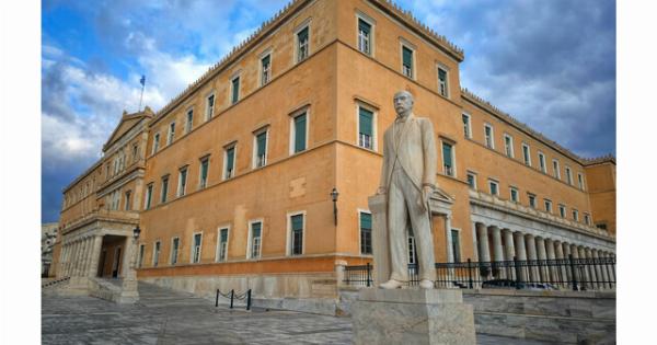 Έκτακτο: Τρόμος τώρα στην Βουλή