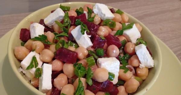 Σαλάτα με ρεβίθια και παντζάρια – Υγιεινή, χορταστική και πανεύκολη