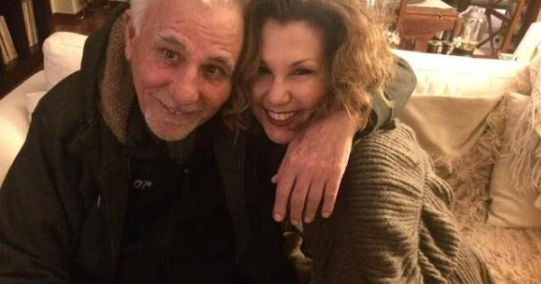 Σπύρος Καρατζαφέρης: Πέθαvε στην αγκαλιά της κόρης του – «Pαγiζει» καρδιές η ανάρτησή της