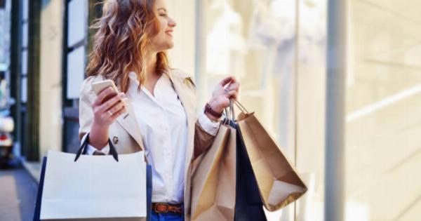 Τι σημαίνει το να φοράς μίνι φούστα στα 50