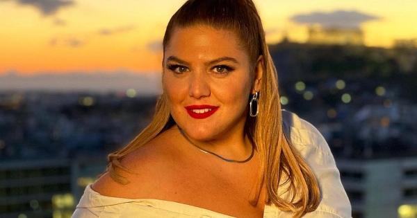 Έμεινε μισή, έβαλε το μαγιό της & εντυπωσιάζει: Έτσι είναι το σώμα της Δανάης Μπάρκα μετά τον γάμο