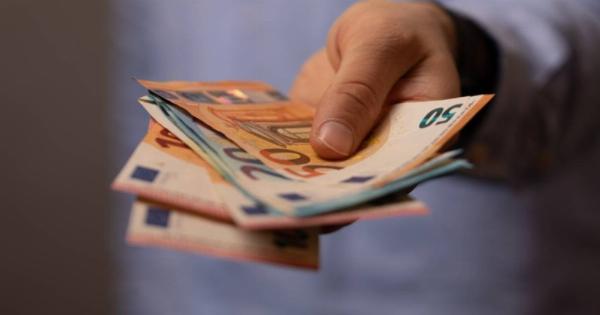 «Κλείδωσε»: Ποιοι εργαζόμενοι θα πάρουν διπλή αύξηση από 1η Απριλίου