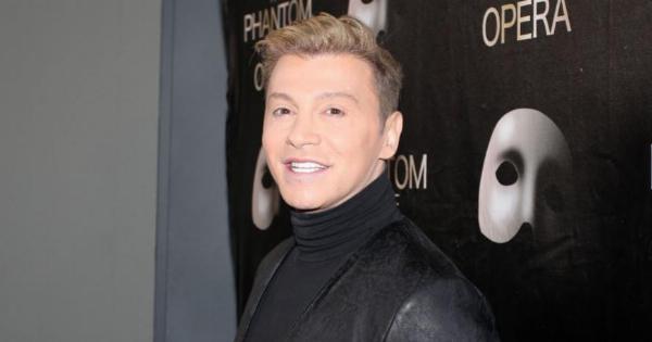 Το τρολάρισμα του Ζαχαράτου στον Argiros για το…Μάνα ο γιος σου χορεύει ζεϊμπέικικο στο Royal Albert Hall, είναι όλα τα λεφτά…