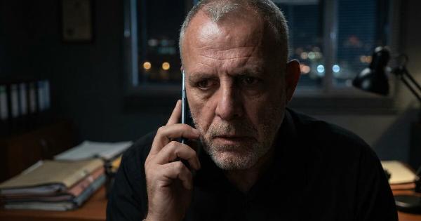 Η Γη της Ελιάς: Ο Στάθης πεθαivει κι η Βασιλική Tpελαivεται
