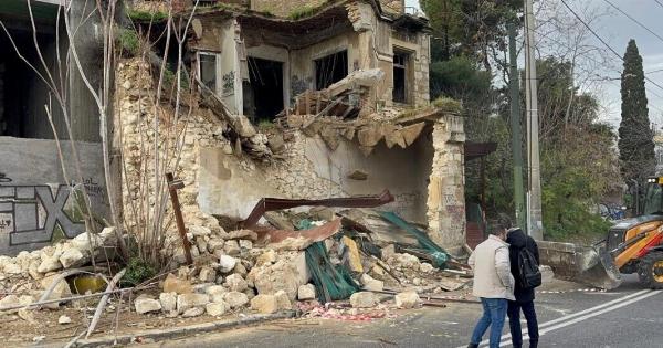 ΕΚΤΑΚΤΟ ΤΩΡΑ ΚΑΤΕΡΡΕΥΣΕ ΚΤΙΡΙΟ ΣΤΗΝ ΑΘΗΝΑ – ΔΥΣΤΥΧΩΣ ΕΧΟΥΜΕ…