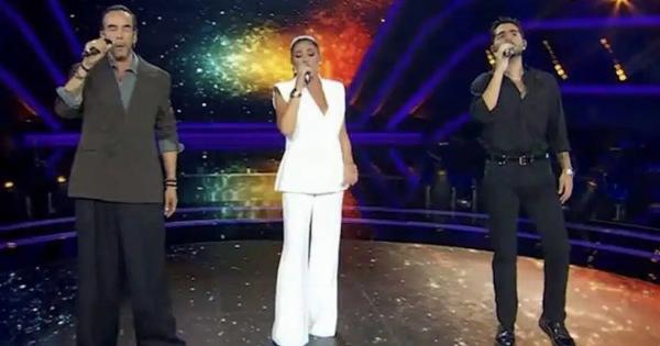 Μαζωνάκης: Ρίγη συγκίνησης στην έναρξη του The Voice: «Ανήκω Σε Μένα»