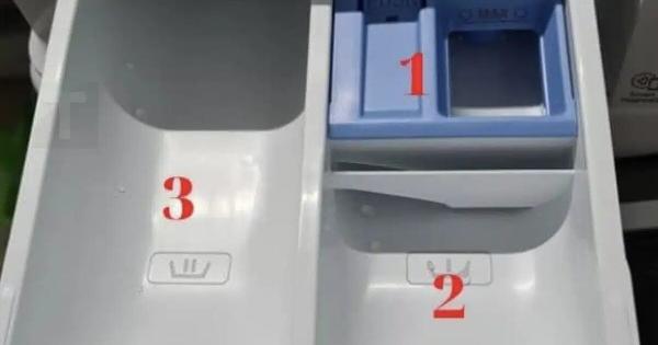 Σήμερα έμαθα ότι το συρτάρι απορρυπαντικού στο πλυντήριο χρησιμοποιείται έτσι. Ωστε για αυτό τα ρούχα δεν βγαίνουν αρκετά καθαρά