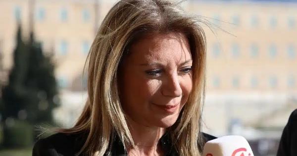 Πολιτικός σεισμoς: Το κόμμα-έκπληξη που «εξαφανίζει» η Μαρία Καρυστιανού – Χάνει πάνω από το 50% των ποσοστών του