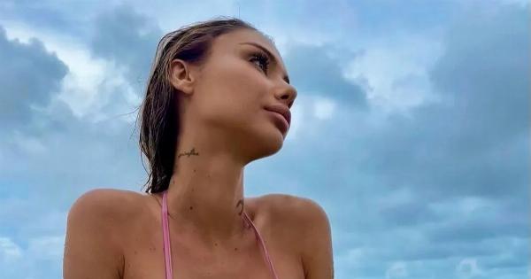 Σοκ στη showbiz: Νεκρή σε ηλικία 24 ετών! Την έμαθαν άπαντες από την σχέση της με τον πιο αγαπημένο τραγουδιστή της νεολαίας