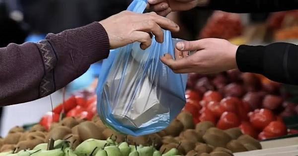 ANATPOΠH ΜΕ ΤΙΣ ΛΑΪΚΕΣ ΑΓΟΡΕΣ