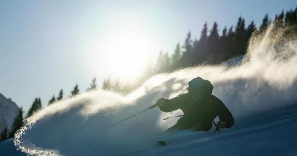 2 νεκροί και 7 τραυματίες από χιονοστιβάδα
