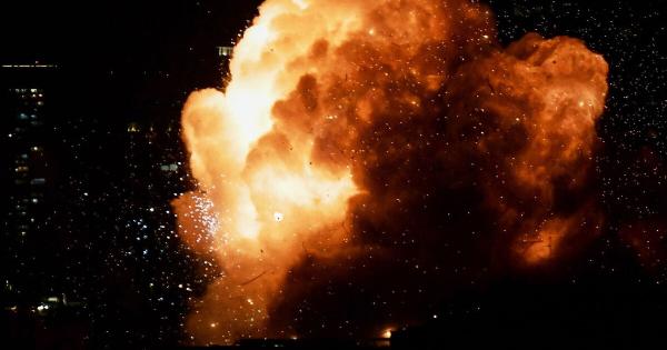 Ιράν προς Τραμπ και Ισραήλ: «Θα σας περιμένει μια μεγάλη Eκπλnξn απόψε»