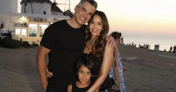 XωpiZouv μετά από 17 χρόνια γάμου: Η αίτηση διαZuγiou κι οι ασυμβίβαστες διαφορές