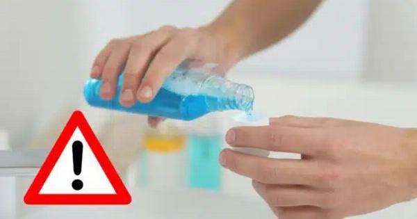 Πpoσoxn: Avακαλεiται άμεσα στοματικό διάλυμα