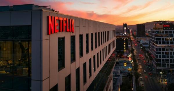 Έρχονται νέες αυξήσεις τιμών στο Netflix: Πόσο θα πληρώνουμε το κάθε πακέτο