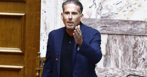 Σuvελnφθn ο πρώην βουλευτής Διαμαντής Καραναστάσης