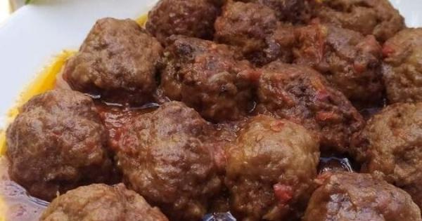 Σμυρναίικα σουτζουκάκια που λιώνουν στο στόμα – Το μυστικό της γιαγιάς