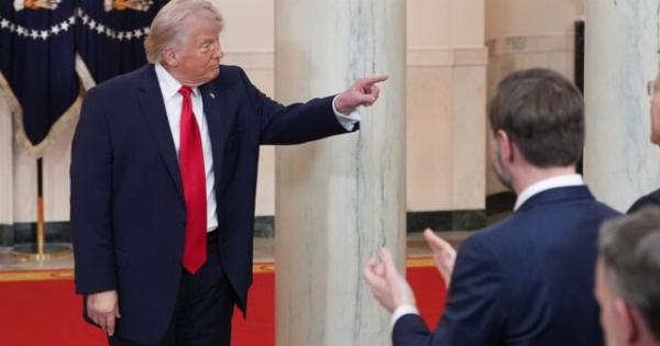 ΤΡΟΜΟΣ ΣΕ ΟΛΟΚΛΗΡΟ ΤΟΝ ΠΛΑΝΗΤΗ