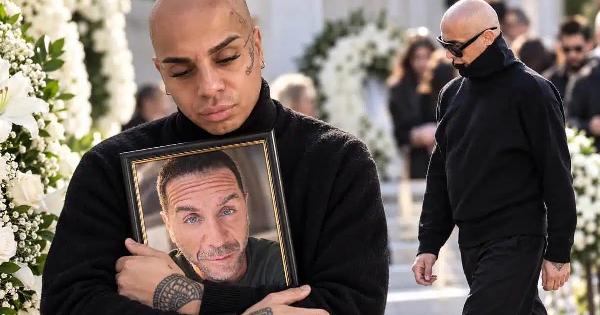 Συγκινεί ο Bob Dimitrov: Κοιμήθηκε Αγκαλιά με τη Φωτογραφία του Γιώργου Μαζωνάκη