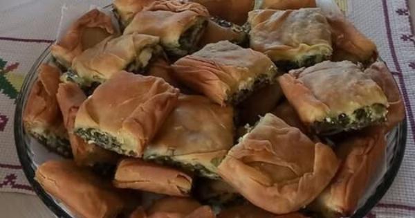 Η σπανακόπιτα της γιαγιάς με τραχανά – Το μυστικό που την κάνει απίστευτα νόστιμη!